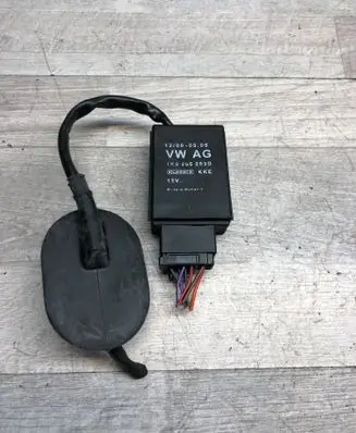 Volkswagen Golf Plus Fuel injection pump control unit/module 1K0906093G