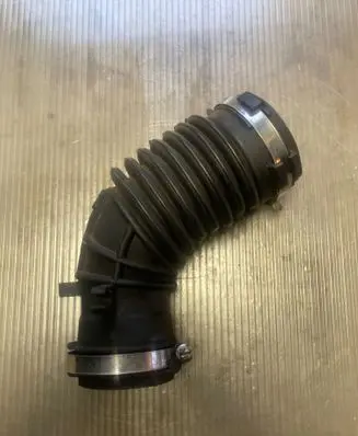 Renault Captur Intercooler hose/pipe 165758885R