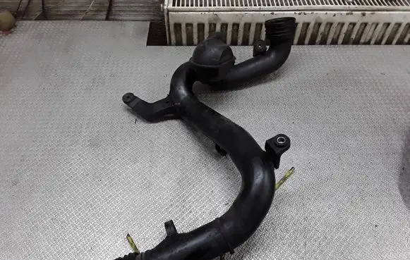 Volkswagen Golf V Intercooler hose/pipe 1K0145762A