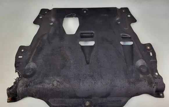 Volvo S60 Engine splash shield/under tray AG9N-6P013-DB