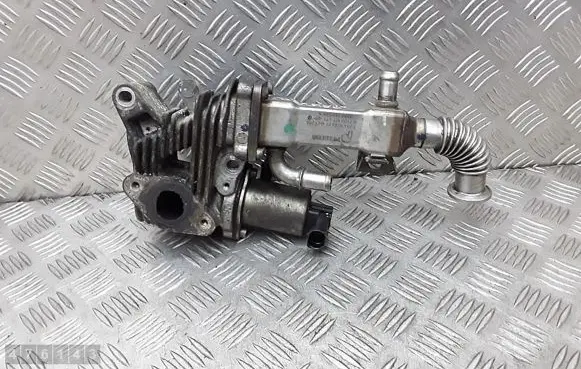 Renault Scenic II - Grand scenic II EGR valve cooler 8200360566
