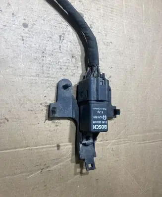 Volkswagen Crafter Glow plug pre-heat relay 0281003028