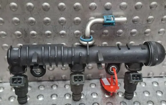 Opel Corsa C Fuel injectors set S27635273 0280155965 0280151075