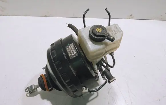 BMW 1 E82 E88 Brake booster 6775929 25222397305486 25227849400123