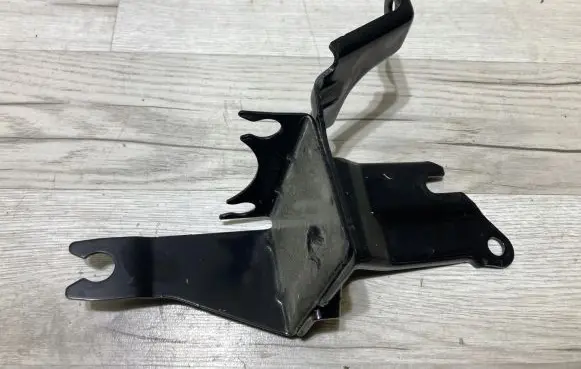 Nissan Micra K14 ABS pump bracket 0834z7485