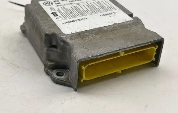 Skoda Octavia Mk2 (1Z) Airbag control unit/module 1K0909605R 0038MD02D50N 43050210C