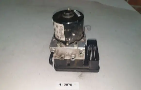BMW 1 E81 E87 ABS Pump 6769778