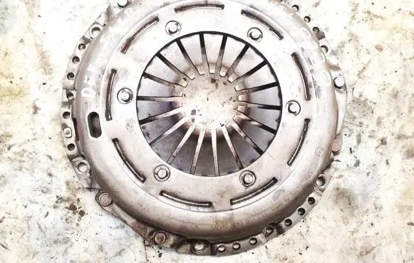 Audi A4 S4 B8 8K Pressure plate 3082001g