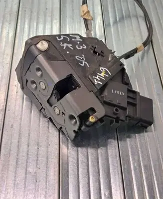 Mazda 3 I Rear door lock 3N6AA26413B