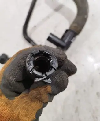 Peugeot 5008 Engine coolant pipe/hose 9684589080
