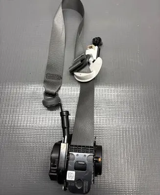 Hyundai Ioniq 5 Front seatbelt 635203300A