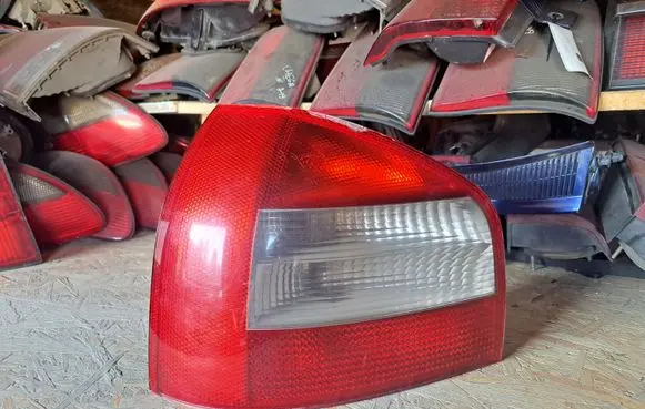 Audi A3 S3 8L Rear/tail lights 8L0945095B 8L0945095