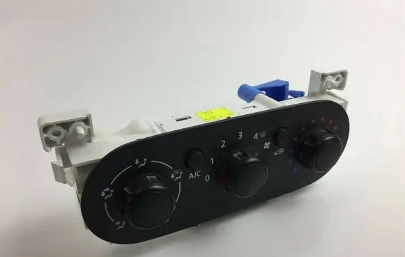 Opel Vivaro Climate control unit 30080060 Z2636