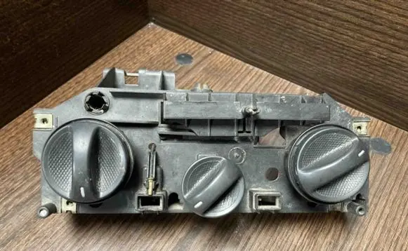 Iveco Daily 3rd gen Auxiliary heating control unit/module 112542000
