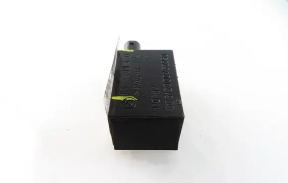 BMW 5 E39 Sensor 64118391470