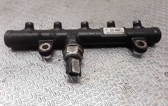 Citroen C4 Grand Picasso Fuel main line pipe 9681649580