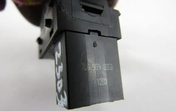 Volkswagen PASSAT B7 Electric window control switch 7L6959855B