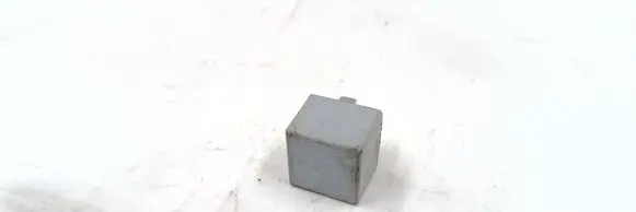 Volkswagen PASSAT B3 Other relay 141951253B