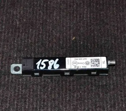 Volkswagen PASSAT B7 Aerial antenna amplifier 3AF035552