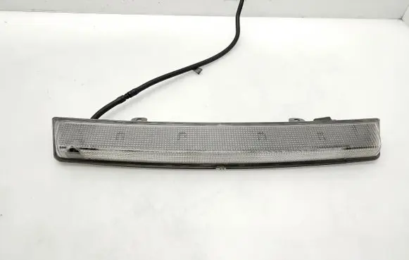 Peugeot 208 Third/center stoplight 9804687380 L90039347 89093324