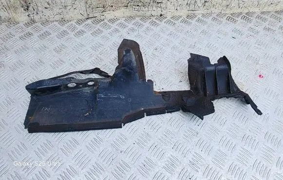 BMW X5 E53 Intercooler air guide/duct channel 8264182 51718264182