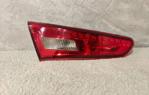 Alfa Romeo Giulietta Tailgate rear/tail lights 50513401 0DM2767 02042599900010