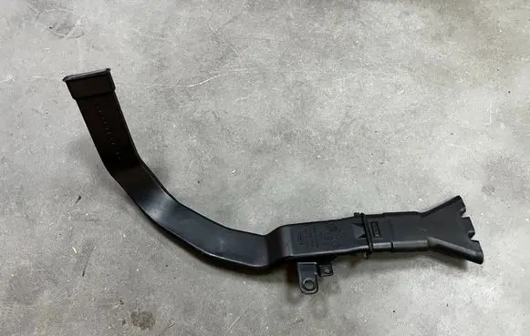 Ford Bronco Cabin air duct channel M2DB18K543AA M2DB18D327AD