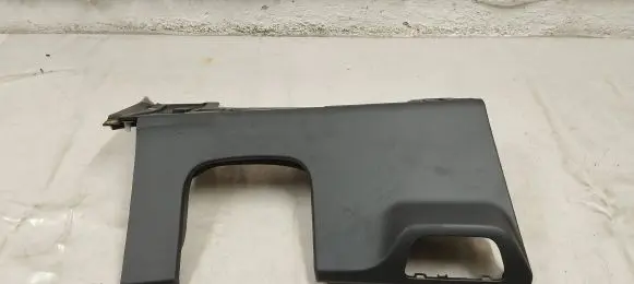 Dashboard lower bottom trim panel