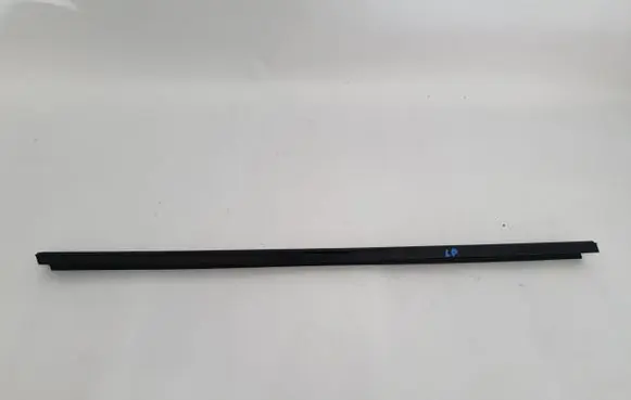 Dacia Sandero III Front door trim (molding) PU5507