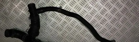 Land Rover Range Rover L405 Engine coolant pipe/hose FPLA-8260-CB