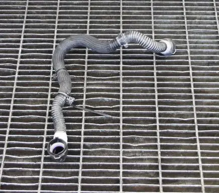 Tesla Model 3 Engine coolant pipe/hose