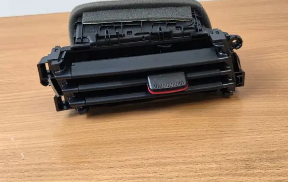 Hyundai i20 (BC3 BI3) Dashboard side air vent grill/cover trim 97480T7900 2302030064