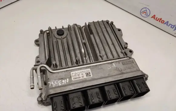 BMW 7 G11 G12 Engine control unit/module 8671557 0261S16442 12148489447