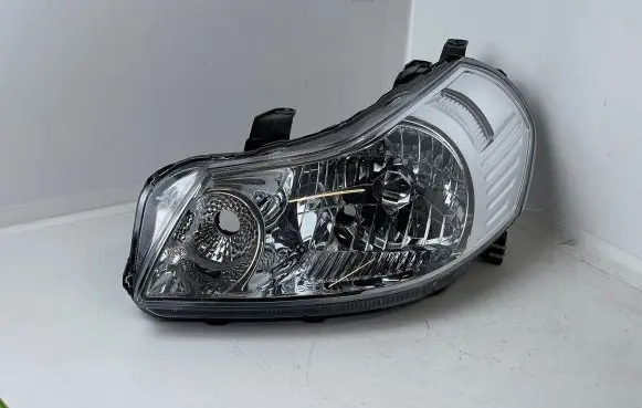 Suzuki SX4 Headlight/headlamp