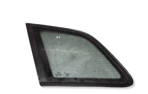 Audi A3 S3 8P Rear side window 