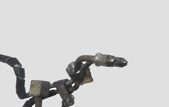 Jaguar XF X250 Fuel injector supply line/pipe