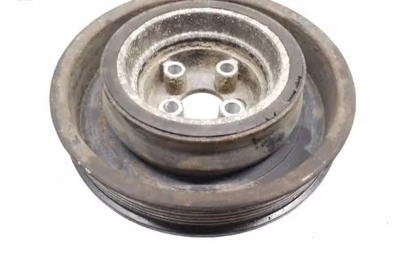 Volkswagen Golf III Crankshaft pulley 028105243R