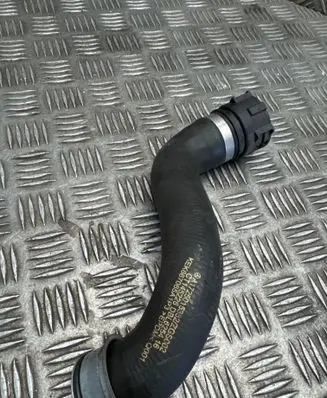 Mercedes-Benz SLK R172 Engine coolant pipe/hose A1725015382 1667065A CT145226