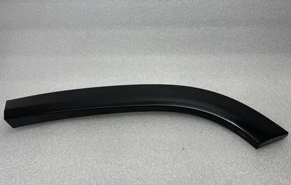 Jeep Grand Cherokee WL Front arch trim 62329 6QA03TRMAA