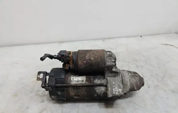 Honda CR-V Starter motor MOO2T85871