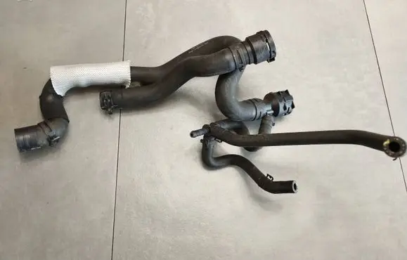 Volkswagen Golf V Intercooler hose/pipe 1K0121156E