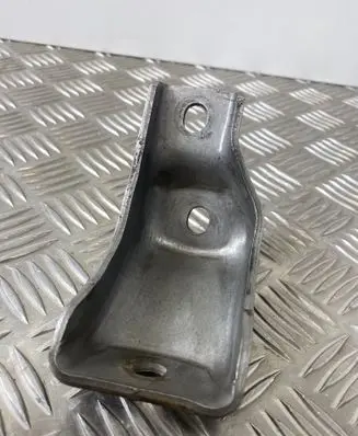 Audi A3 8Y Other engine bay part 05L131645Q