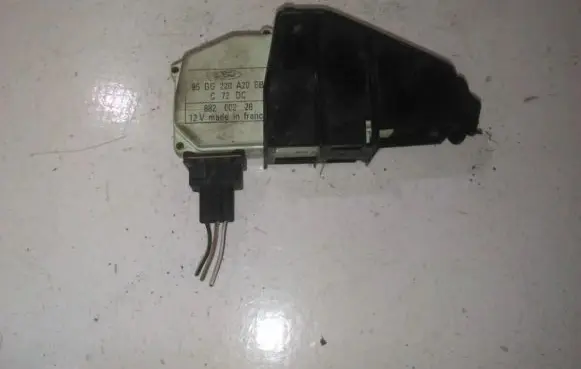 Ford Scorpio Central locking motor 95gg220a20eb 88200326