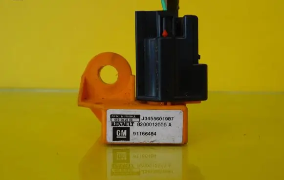 Renault Espace - Grand espace IV Airbag deployment crash/impact sensor 8200012555A