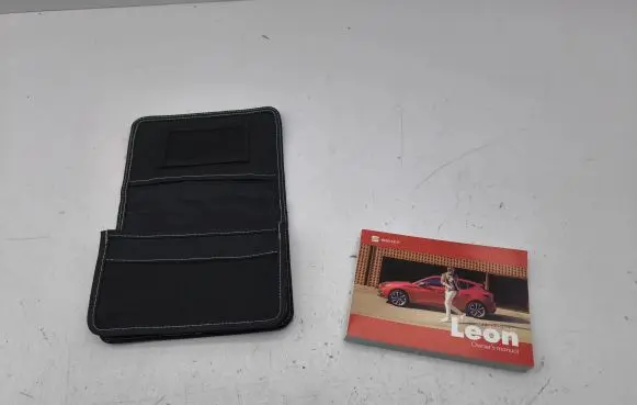 Seat Leon IV Owners service history hand book 5FA012720P 5FA012720BP