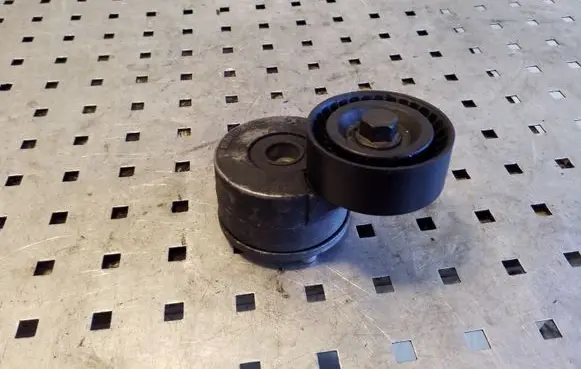 Citroen C4 Grand Picasso Generator/alternator belt tensioner 9671609180