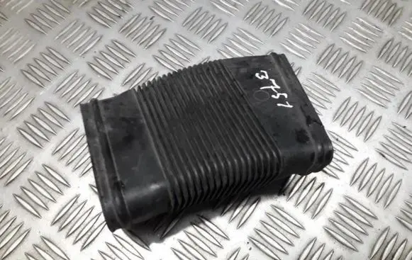 Air intake hose/pipe