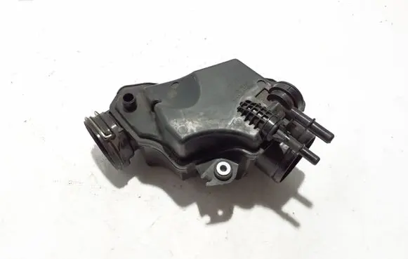 Volvo S60 Other engine bay part 32298336