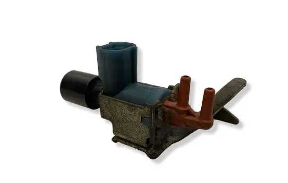 Toyota Corolla E140 E150 Vacuum valve 