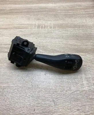 BMW 5 E39 Wiper control stalk 8363669